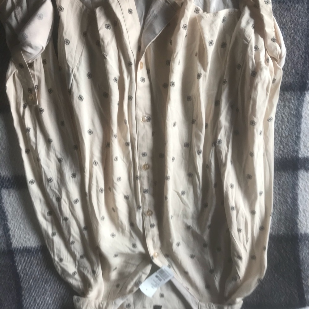 Long sleeve button up shirt